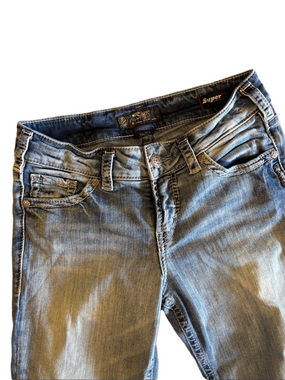 Silver Jeans 29 Suki Super Stetch Mid Rise Capris.